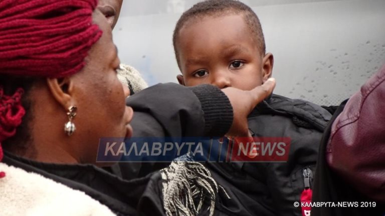 Πρόσφυγες από Μονή Πορετσού: “Καλύτερα στη Μόρια”