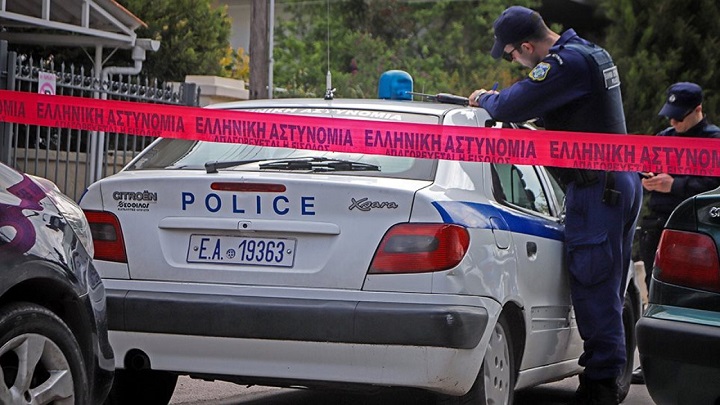 Επέστρεψε στο σχολείο η 14χρονη που μαχαίρωσε τη μητέρα της στα Καμίνια