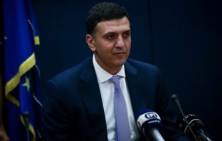 Κικίλιας κατά ΚΕΘΕΑ: Κύκλωμα βάφτιζε “χρήστες” τους εμπόρους ναρκωτικών