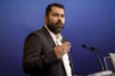 Κρέτσος εναντίον Τζιτζικώστα: “Πολιτική τυμβωρυχία”