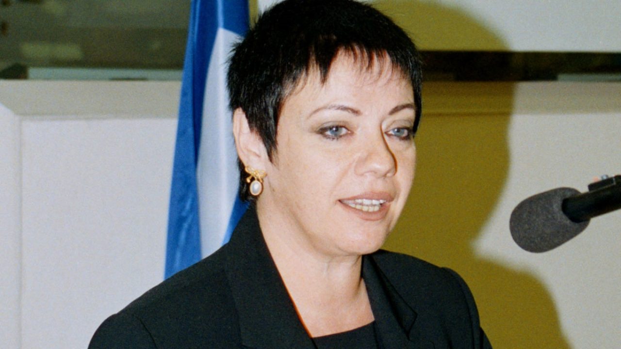 Πόσες γυναίκες έχουν παραβιάσει το άβατον του Αγίου Όρους – Το οργισμένο κείμενο της Κανέλλη όταν έμαθε για τη Μαλβίνα