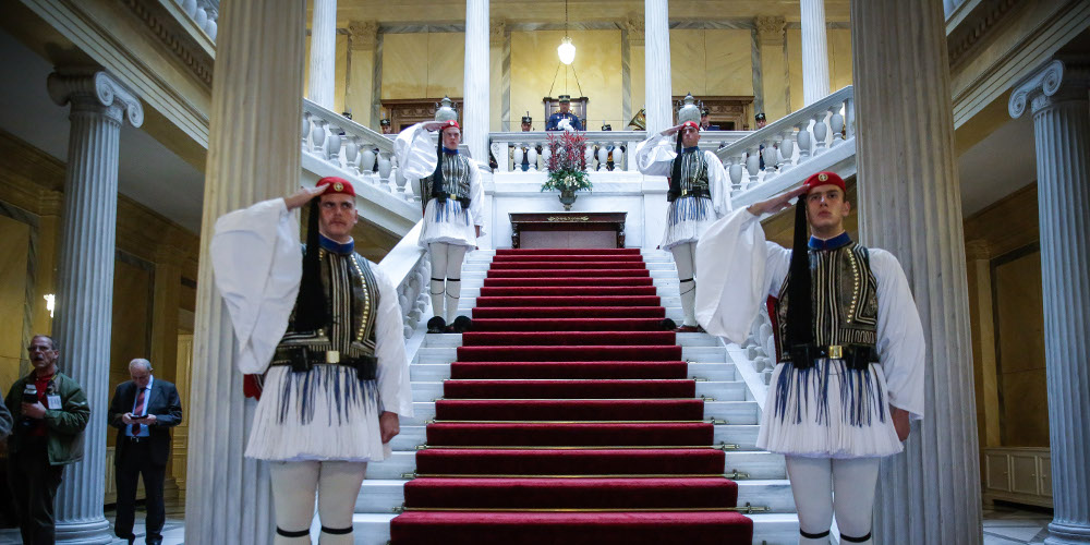 Πλήγμα στη Δημοκρατία ένας Πρόεδρος…μειοψηφίας