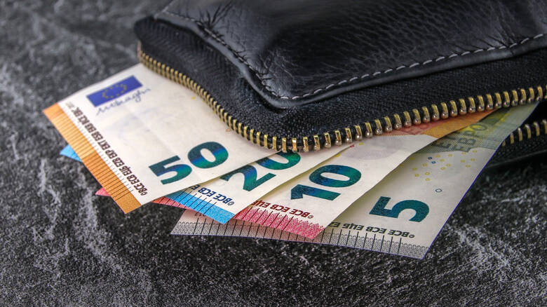 Κοινωνικό μέρισμα: Υπολογίστε πόσα θα πάρετε