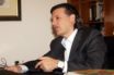 Υπόθεση insider trading: Ο Γιώργος Νίκας εθεάθη στο Κολωνάκι με κασκέτο και μαύρα γυαλιά