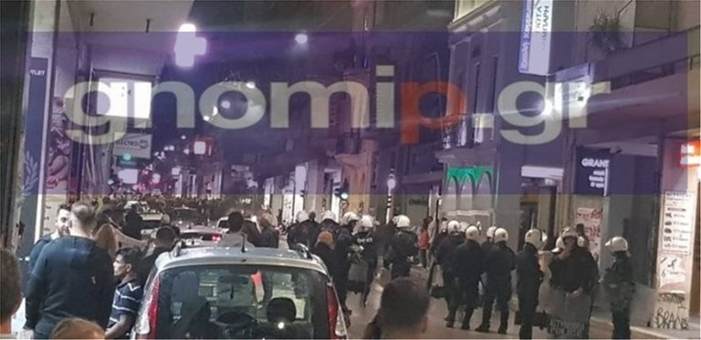 Πάτρα: Συγκρούσεις αντιεξουσιαστών με την αστυνομία