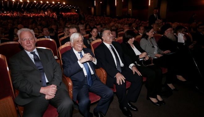 100 χρόνια Οικονομικό Πανεπιστήμιο Αθηνών: Στον ΠτΔ το Χρυσό Μετάλλιο του Ιδρύματος