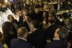 Για ποτό με τους βουλευτές του ο Αλέξης Τσίπρας στου Ψυρρή