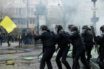 Μπαράζ συλλήψεων από την αστυνομία στις συγκρούσεις με τα Κίτρινα Γιλέκα