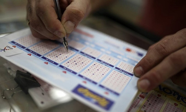 Τζόκερ: Αστρονομικό το ποσό που μοιράζει στην πρωτοχρονιάτικη κλήρωση