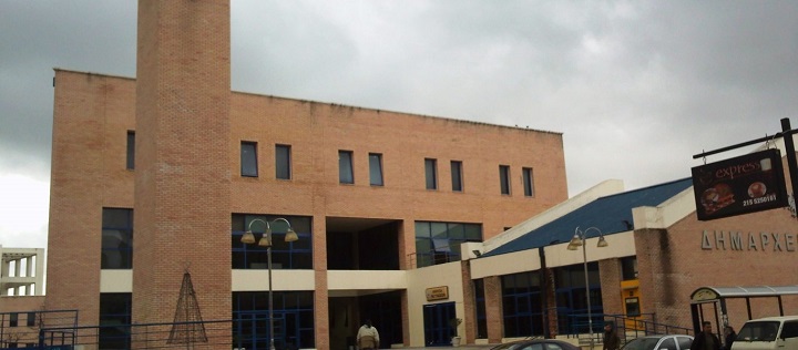 Ληστεία με καλάσνικοφ στο Δημαρχείο Μενιδίου – Βρήκαν ταμεία άδεια, άγρια καταδίωξη