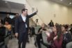 Επιστολή έκπληξη στον Τσίπρα – “Προσφέρω το σπίτι μου για να μείνεις τα Χριστούγεννα”