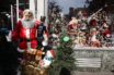 Σε χριστουγεννιάτικους ρυθμούς η αγορά – Πρεμιέρα για το εορταστικό ωράριο