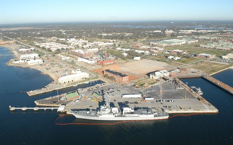 Πυροβολισμοί σε Ναυτική Βάση της Φλόριντα- 4 νεκροί