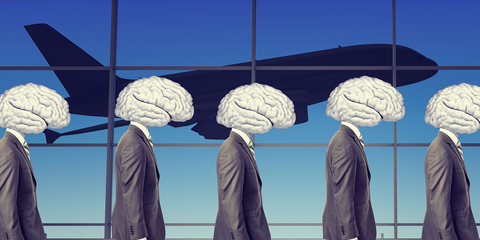 ΤτΕ για το “brain drain”: 467.000 Έλληνες ηλικίας 25-44 ετών έφυγαν λόγω κρίσης από το 2008-2017!