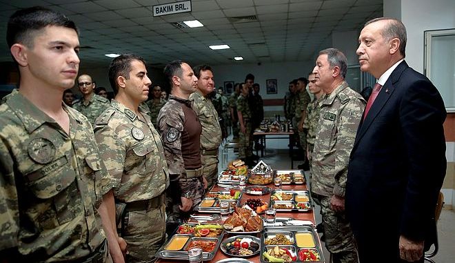 Τούρκος αναλυτής: Αν νιώσει ότι χάνει την εξουσία, ο Ερντογάν είναι ικανός για όλα