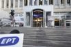 Η ΕΡΤ επιβάλλει dress code – σκάνδαλο στις παρουσιάστριες – Απαγορεύεται το κόκκινο