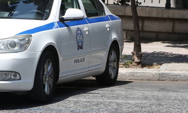 Παρατράγουδα: Άγνωστοι εκτόξευσαν κροτίδα σε σπίτι διαιτητή του ματς Βόλου – Ολυμπιακού