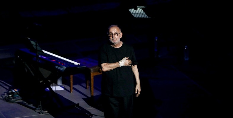 Ο πολιτικός κόσμος αποχαιρετά τον Θάνο Μικρούτσικο