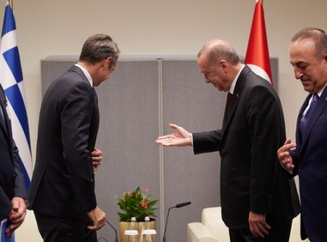 Για “αμυντική και φοβική” στάση Μητσοτάκη μιλούν στον ΣΥΡΙΖΑ