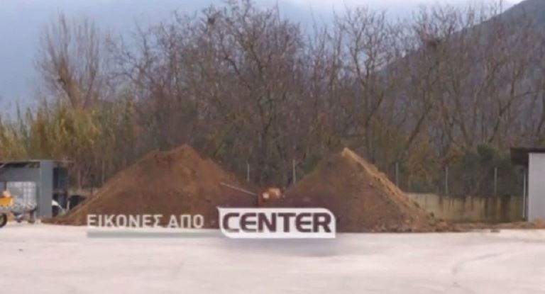 Η αστυνομία σκάβει το προαύλιο αντιπροσωπείας αυτοκινήτων στην Καβάλα: Ψάχνουν 4,2 εκατ. ευρώ