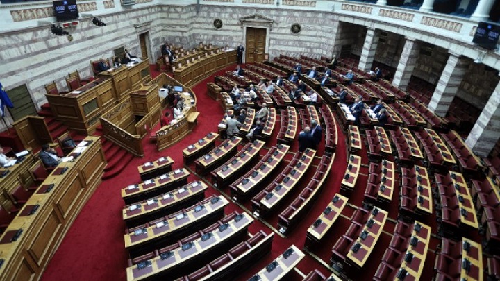 Νομοσχέδιο σκούπα με επείγουσες διατάξεις – Παράταση για 1η κατοικία, 120 δόσεις