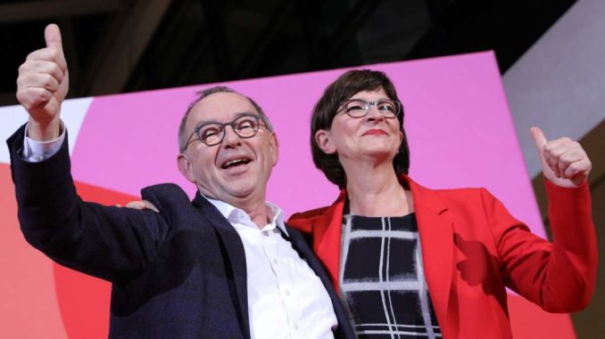 Βάλτερ-Μπόργιανς και Σάσκια Έσκεν στην ηγεσία του SPD