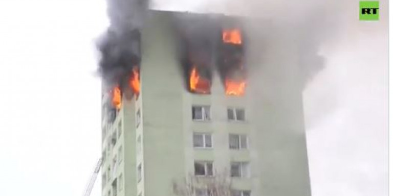 Σλοβακία: Τουλάχιστον πέντε νεκροί από έκρηξη αερίου σε πολυκατοικία