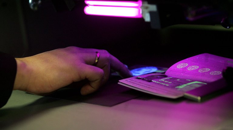 Ψηφιακές ταυτότητες: Θα ενσωματώνουν ΑΜΚΑ και ΑΦΜ