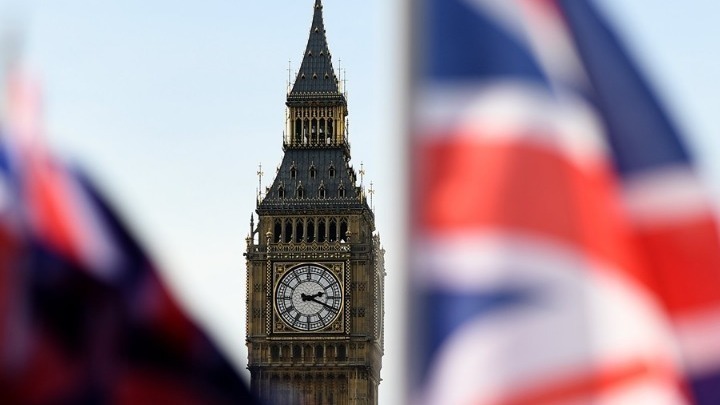 Brexit: Μειώνεται η διαφορά Τζόνσον- Κόρμπιν στις δημοσκοπήσεις