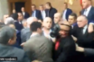 Μαυροβούνιο: Εικόνες χάους στο κοινοβούλιο – Κροτίδες, βανδαλισμοί, συλλήψεις βουλευτών (vid)
