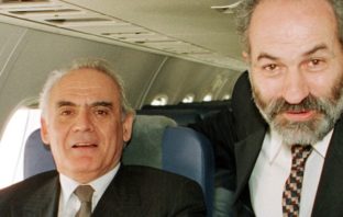 Σκάνδαλο εξοπλισμών: Αποφυλακίστηκε στα 7 χρόνια ο Γ. Σμπώκος