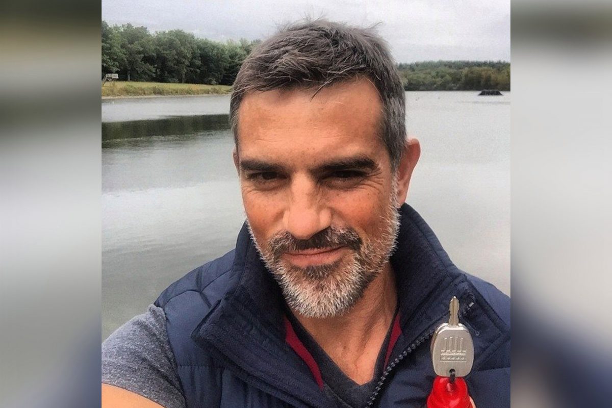 Σε κρίσιμη κατάσταση ο Φώτης Ντούλος – Βρέθηκε στο σπίτι του αναίσθητος