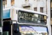 Ξεχάστηκε ο οδηγός λεωφορείου στην Καλλιθέα και πήρε λάθος δρόμο (vid)