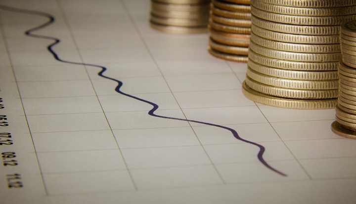 Ράλι στα ελληνικά ομόλογα μετά την αναβάθμιση από τον Fitch