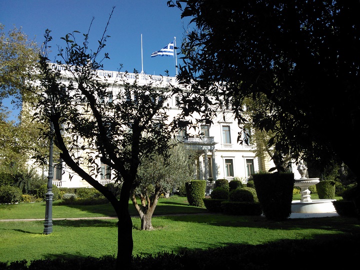 Η σελίδα της Προεδρίας της Δημοκρατίας γράφει ότι θα γίνονταν εκλογές αν δεν εκλεγόταν η κ. Σακελλαροπούλου