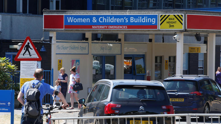 Συναγερμός στη Βρετανία: Δύο επιβεβαιωμένα κρούσματα από τον κοροναϊό