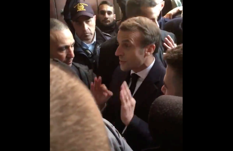 Έξαλλος ο Μακρόν: Έδιωξε ισραηλινούς αστυνομικούς από εκκλησία στην Ιερουσαλήμ (vid)