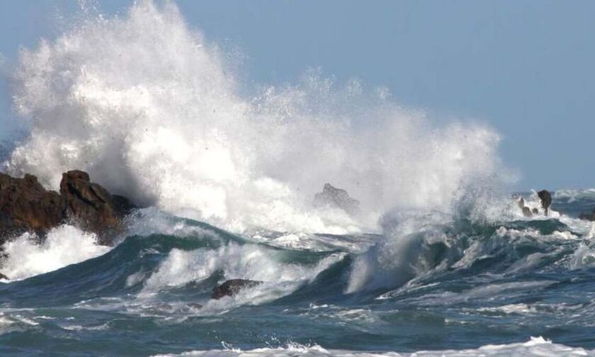 Θυελλώδεις άνεμοι σαρώνουν το Αιγαίο – Πού υπάρχει απαγορευτικό απόπλου