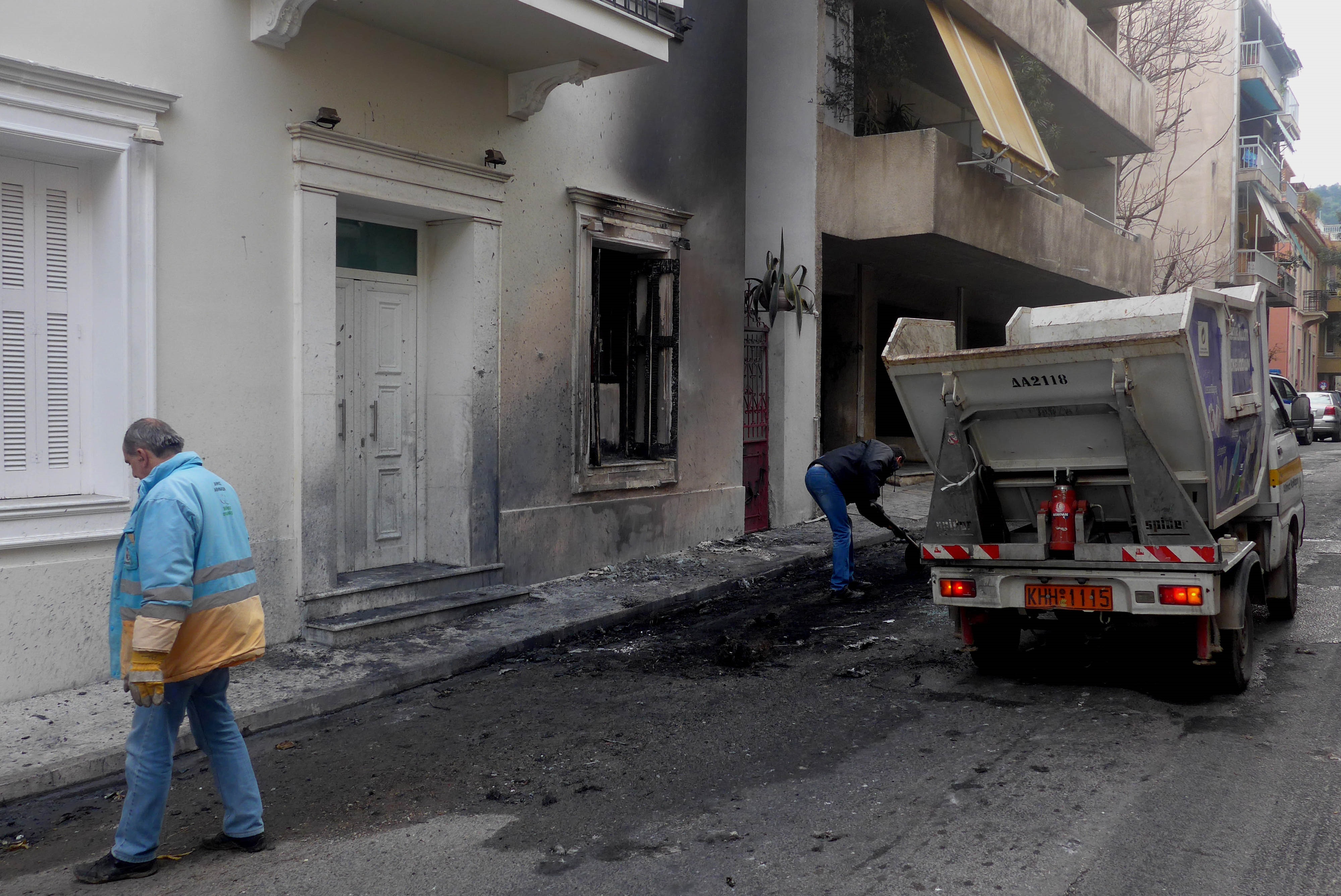 Νέα επίθεση στο σπίτι Φλαμπουράρη στα Εξάρχεια