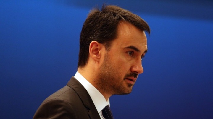 Χαρίτσης: “Το δικαίωμα των γυναικών στην άμβλωση είναι αδιαπραγμάτευτο”