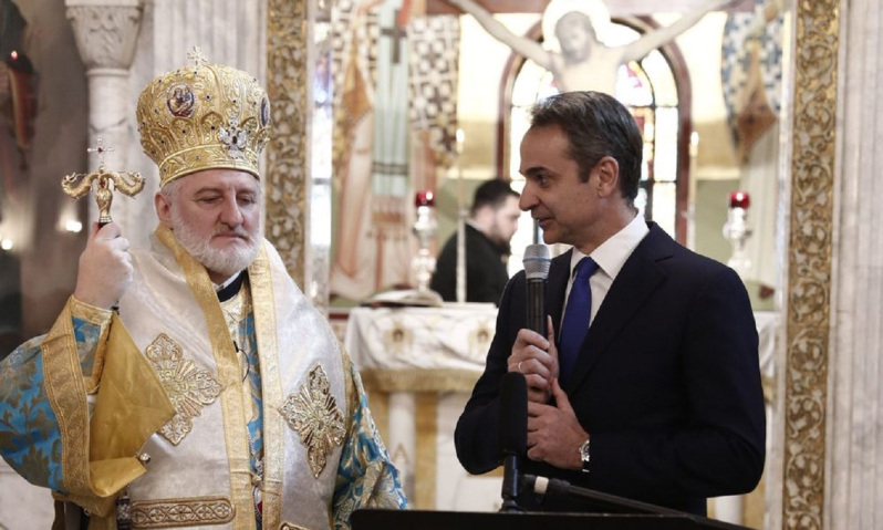 Κόντρα “κυβερνητικών κύκλων” με Φίλη για την επιχορήγηση στη Θεολογική Σχολή Βοστώνης