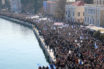 Υπό “πολιτική πολιορκία” το Μαξίμου για το μεταναστευτικό- Δήμαρχοι και περιφερειάρχες στην Αθήνα μετά τις μαζικές διαδηλώσεις στα νησιά