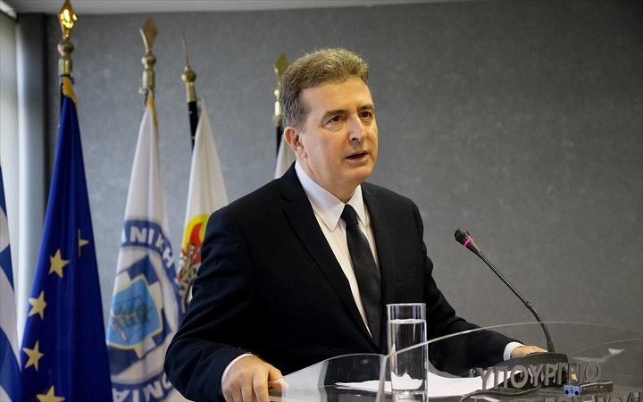 Χρυσοχοΐδης: Οι καταλήψεις δεν είχαν “μωρομάνες” αλλά φονικά όπλα όπως τσιμεντόλιθα και&hellip;