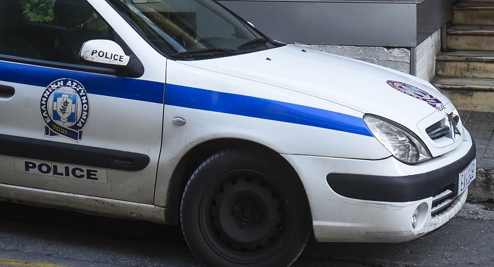 80χρονος πήγε να βοηθήσει σε καβγά και έχασε τη ζωή του – Έρευνες για τον 50χρονο δράστη