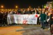 Ο ΣΥΡΙΖΑ υποδέχεται 600 πρόσφυγες στο λιμάνι του Πειραιά