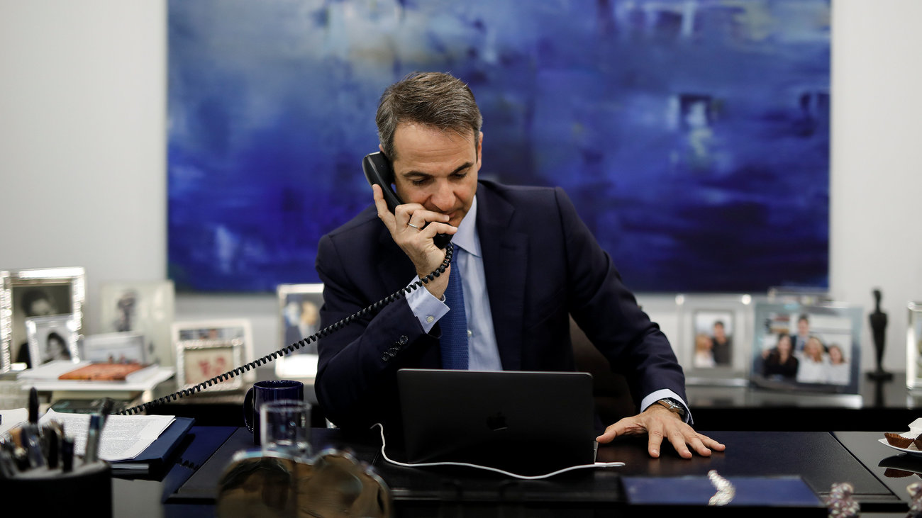Επικοινωνία Μητσοτάκη με Σαρλ Μισέλ και Φον ντερ Λάϊεν ενόψει της Διάσκεψης για τη Λιβύη