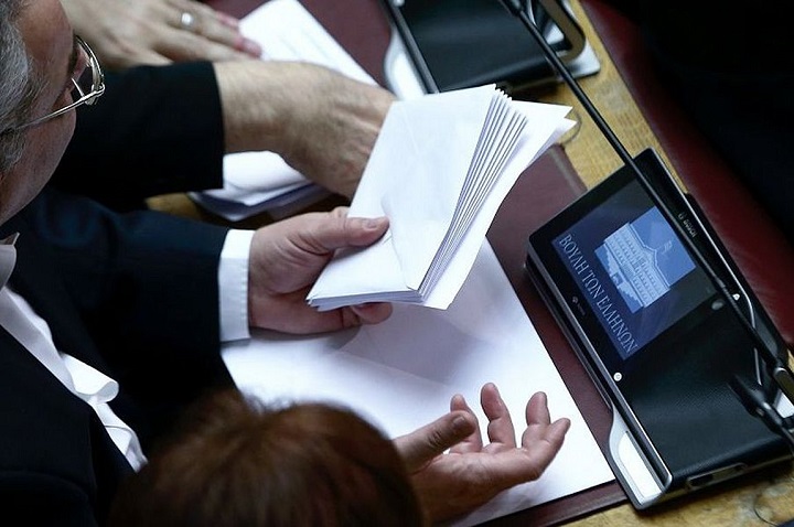 ΒΟΥΛΗ: Υπερψηφίστηκε η τροπολογία για ΠΑΟΚ – Ξάνθη