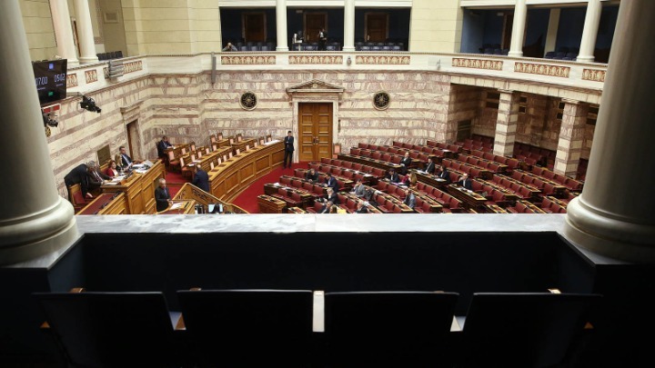 Κυβερνητικές πηγές για εκλογικό νόμο: Συνισταμένη μεταξύ αναλογικότητας και κυβερνητικής σταθερότητας
