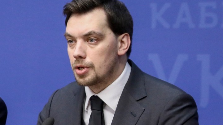 Πολιτική κρίση στην Ουκρανία – Παραιτήθηκε ο πρωθυπουργός Οντσαρούκ