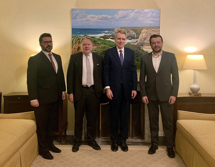 Συνάντηση Τζ. Πάιατ και ΣΥΡΙΖΑ